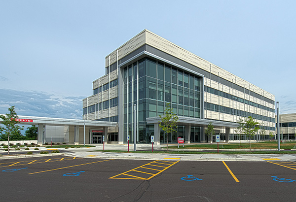 photo of Marshfield Medical Center - Eau Claire building